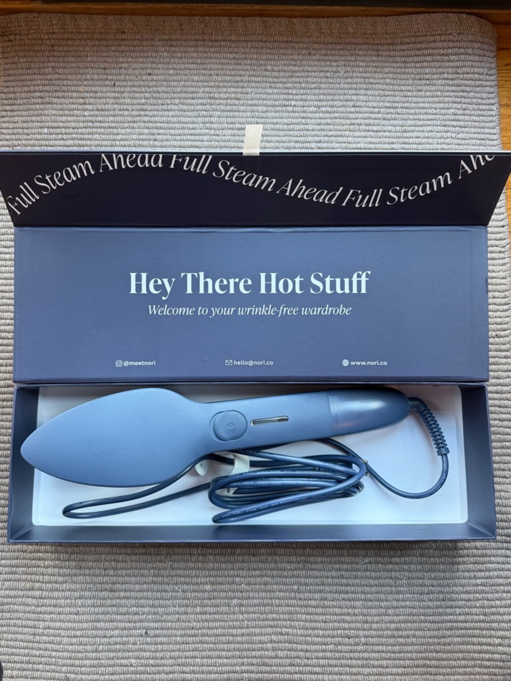 NORI Handheld Steam Iron - Navy Blue